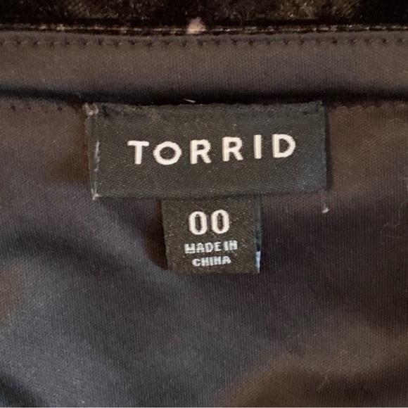 Torrid Black Stretch Knit Velvet Silver Star Print Midi Dress 00 M/L - Picture 7 of 10